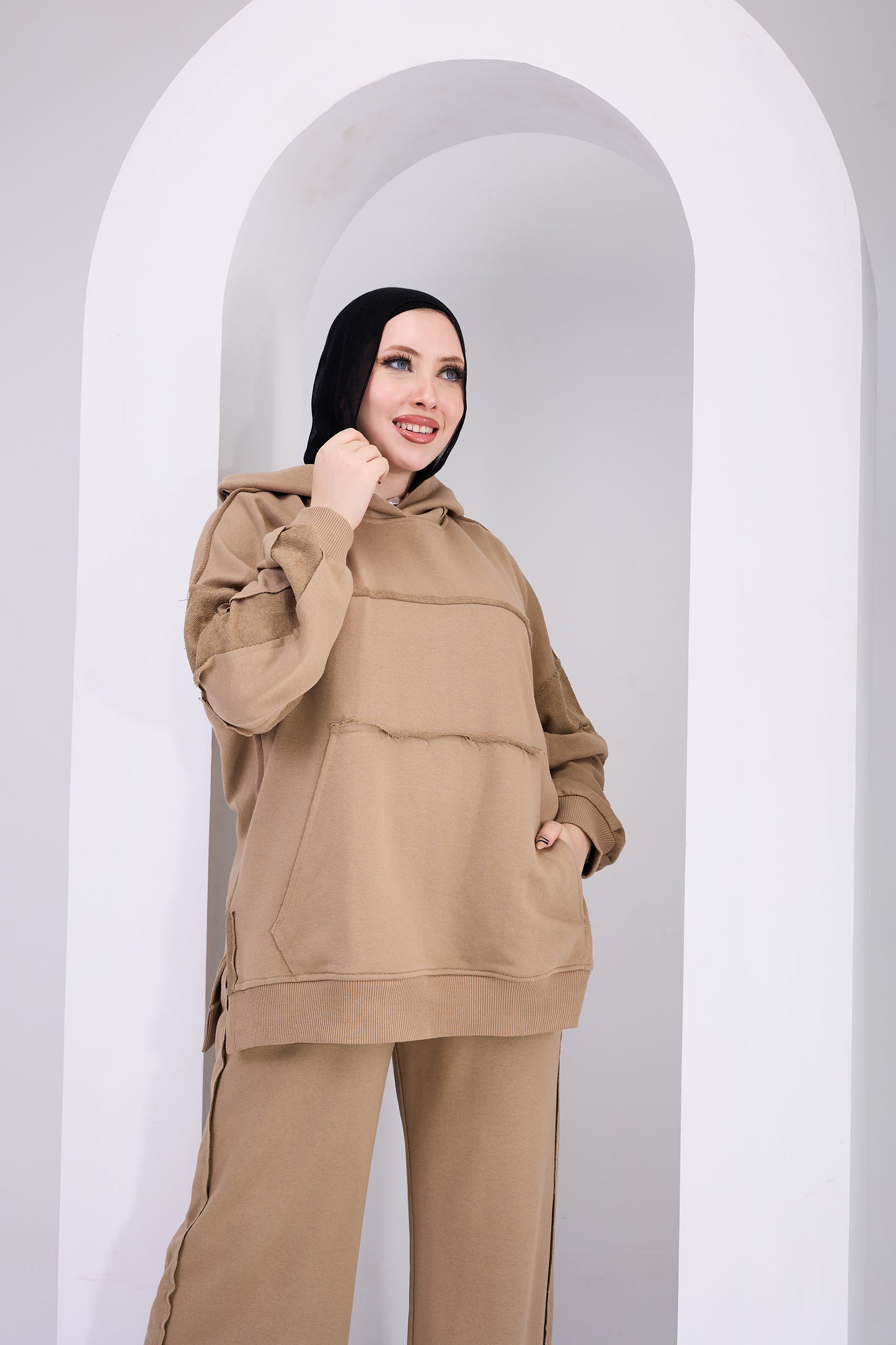 Aida suit