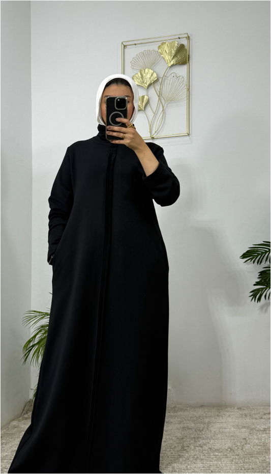 فستان أساسي